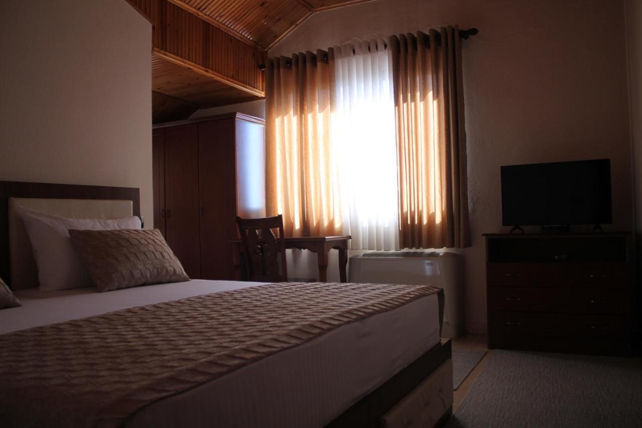 Hotel Hasmegaj Mahall' e Kryethuit Экстерьер фото